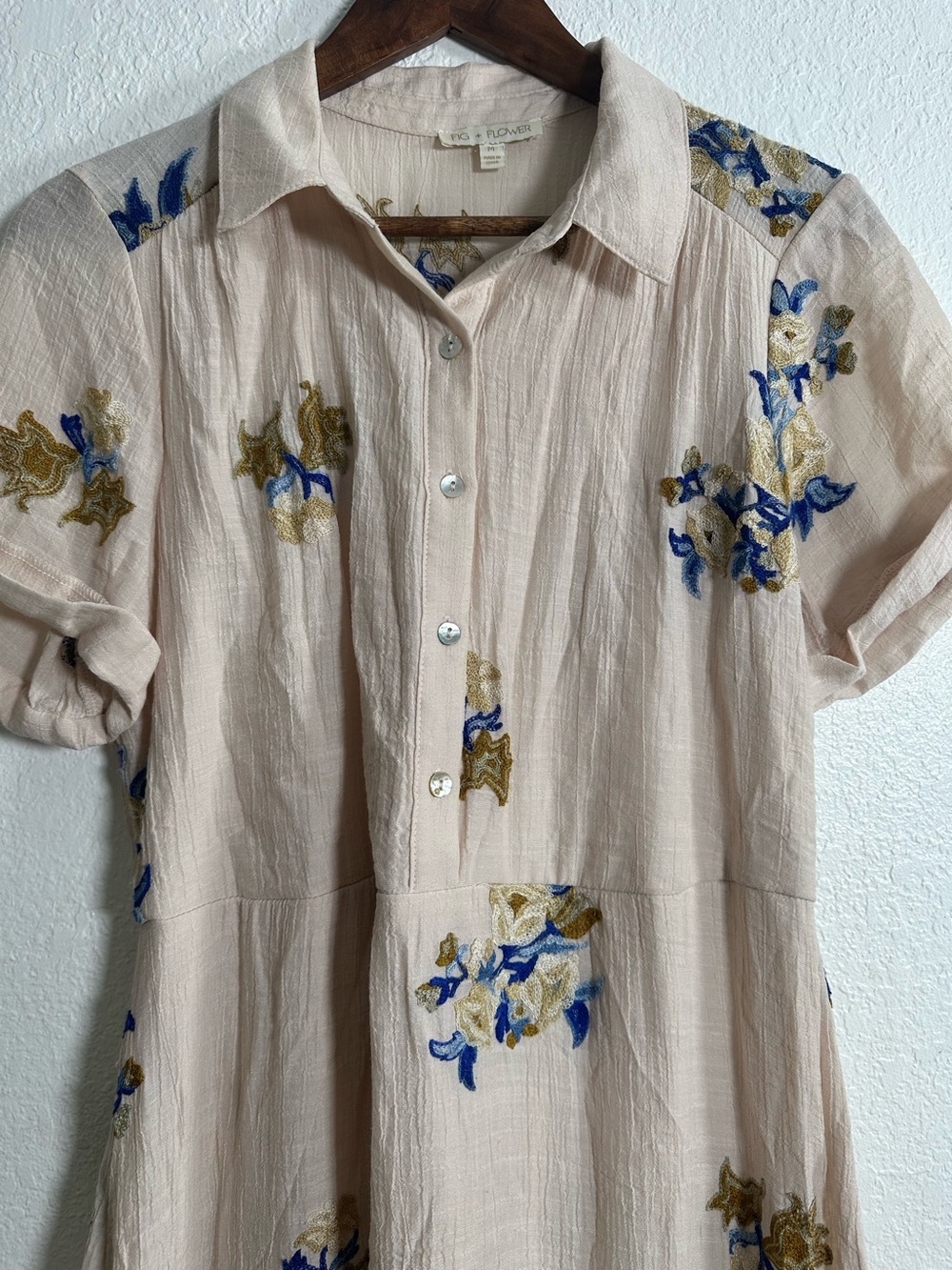 Fig + Flower Estilo Tiered Floral Embroidered Dress Size M - Picture 4 of 8